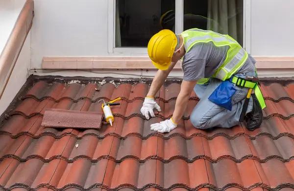 Efficient Roof Replacement Options for Homes in West Hills